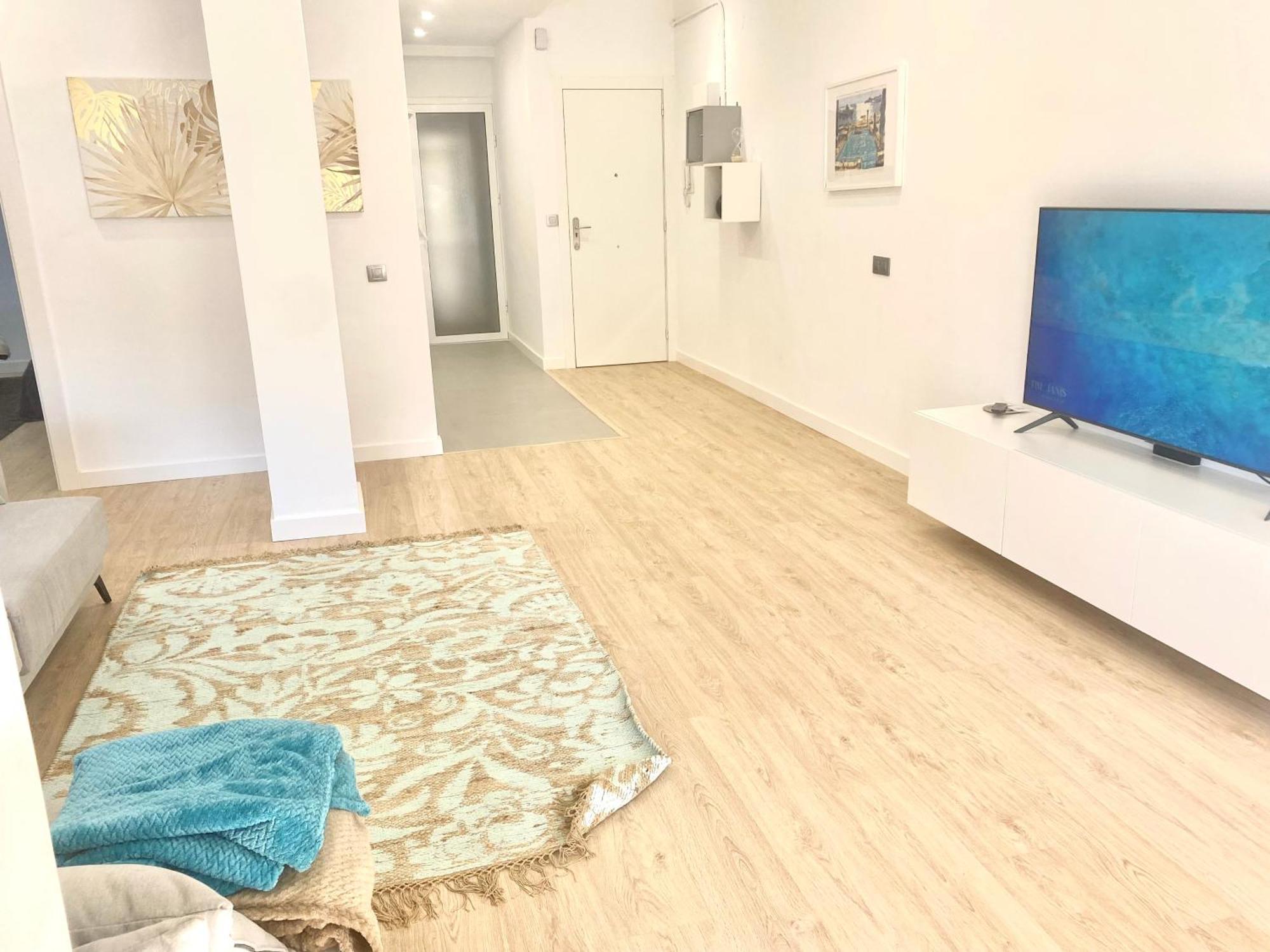 Barcelona Chic Apartments- Free Parking - 10 Min From Bcn City Centre By Metro Exterior photo